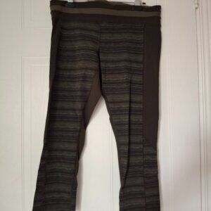 Lululemon leggings 24"